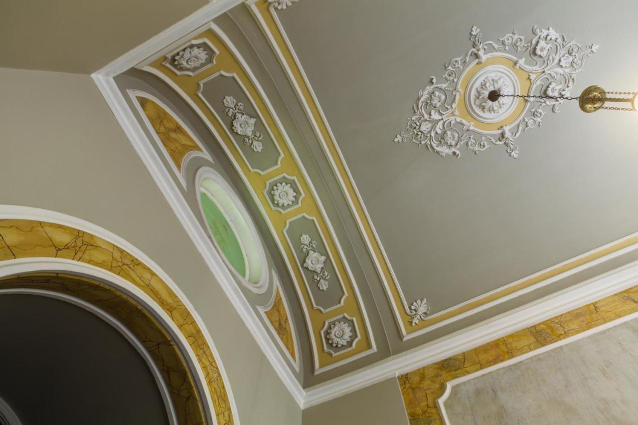 Palazzo Pastura B&B And Apartments Catania Bagian luar foto